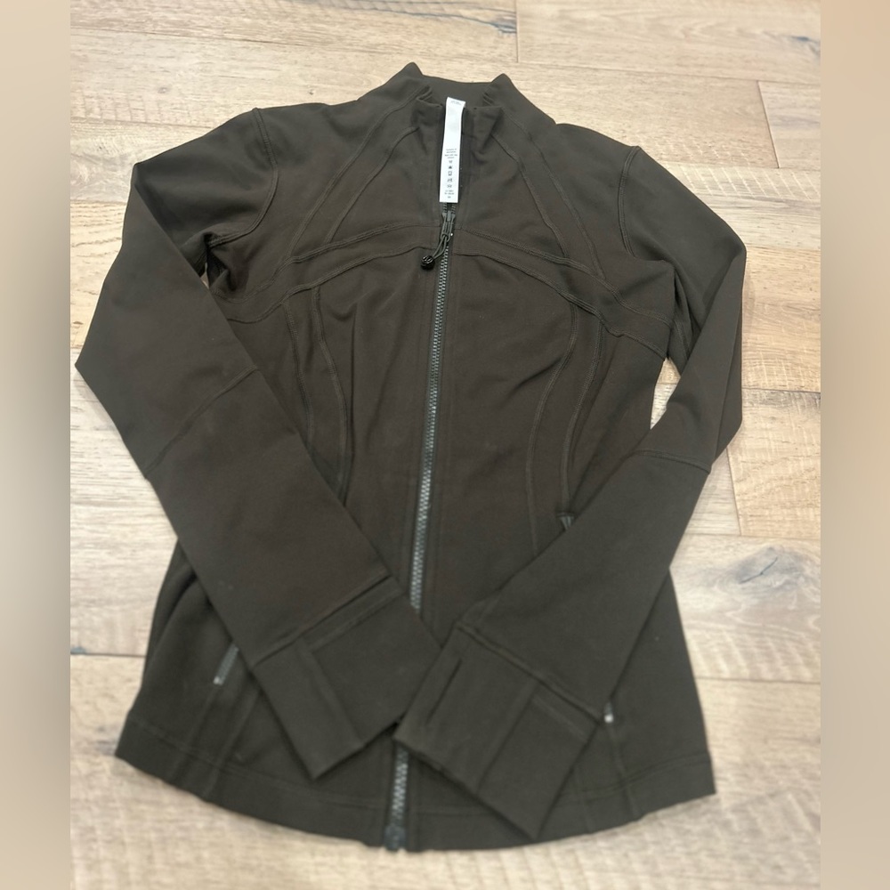 Olive green lululemon define